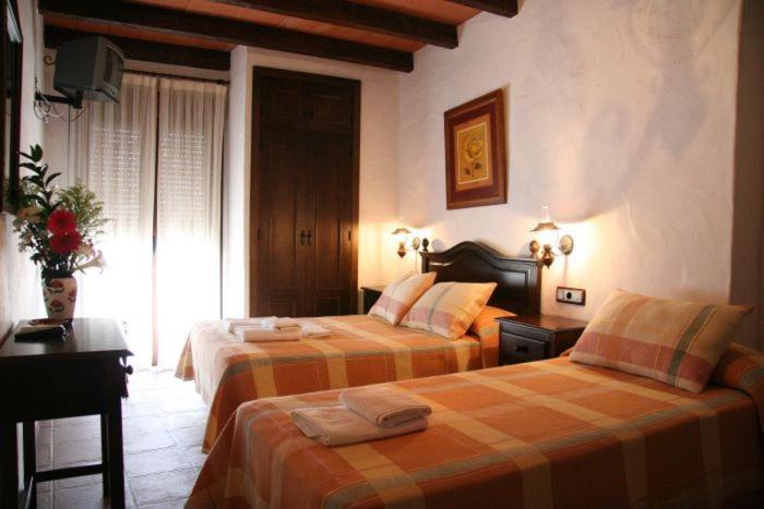 Hostal Torre De Guzman Конил-де-ла-Фронтера Екстериор снимка