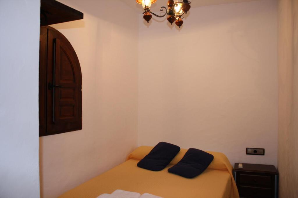 Hostal Torre De Guzman Конил-де-ла-Фронтера Стая снимка