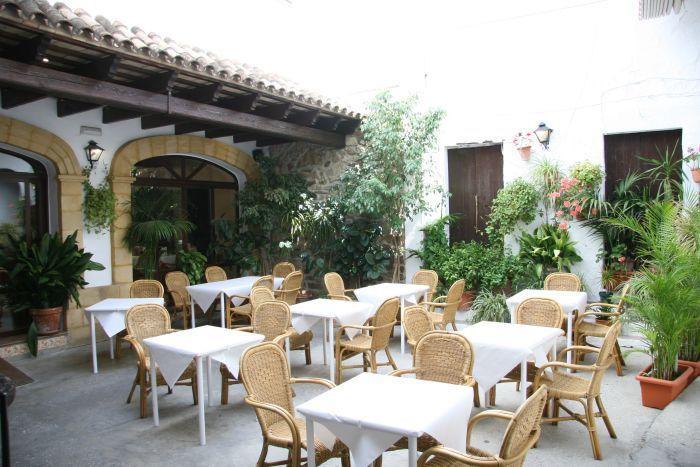 Hostal Torre De Guzman Конил-де-ла-Фронтера Екстериор снимка