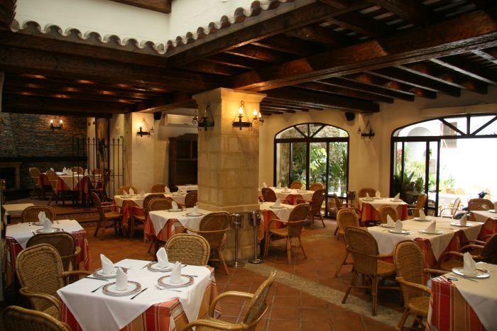 Hostal Torre De Guzman Конил-де-ла-Фронтера Екстериор снимка